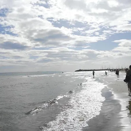 Luminoso Piso En Edificio De Canet De Berenguer Apartmán